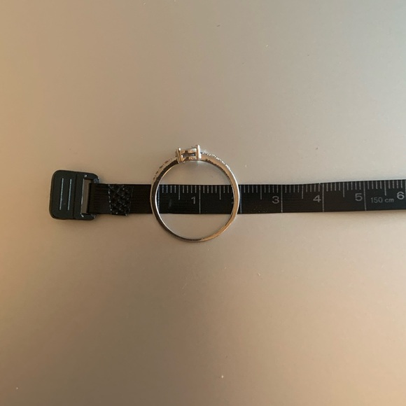 Diamond Sterling Silver Ring, Stamped 925, (1/10 ct. t.w.), Approx. Size 8 - Picture 7 of 10